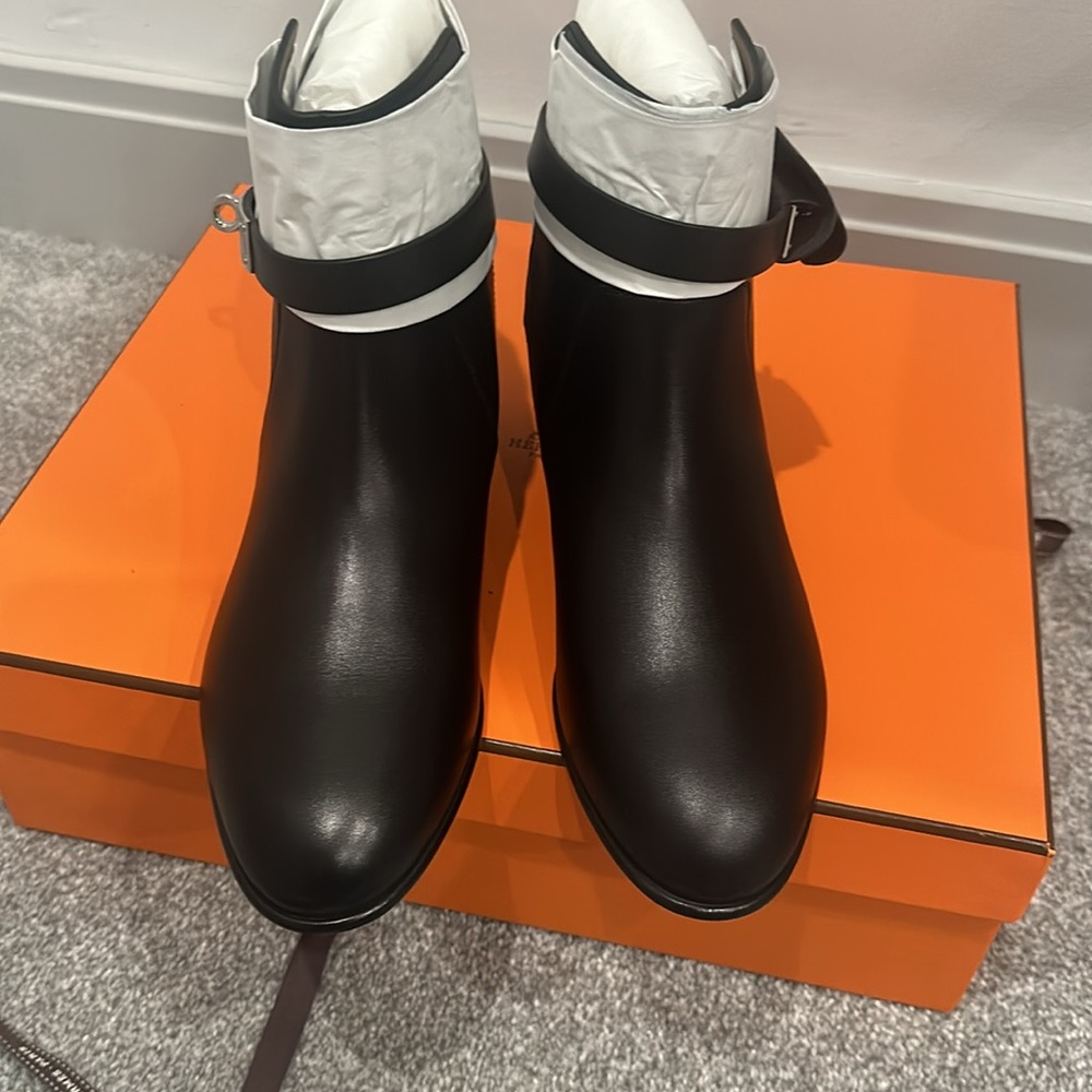 Authentic Hermes ankle boots - Picture 6 of 9